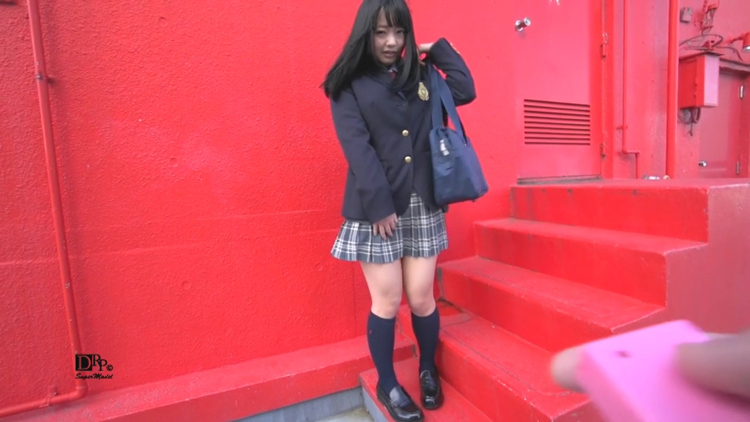 SMBD-124 S Model 124 肛交時潮吹的變態女孩：辻井裕的劇照14