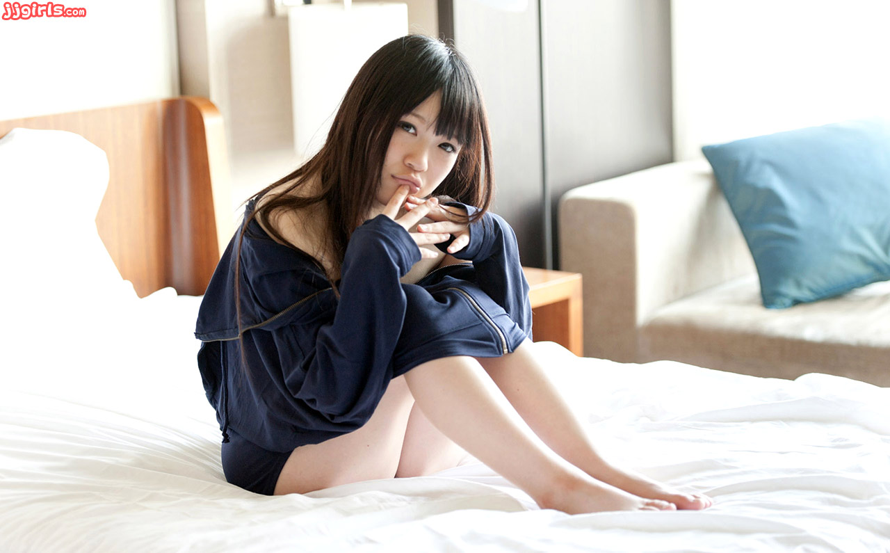 南梨央奈第181張寫真