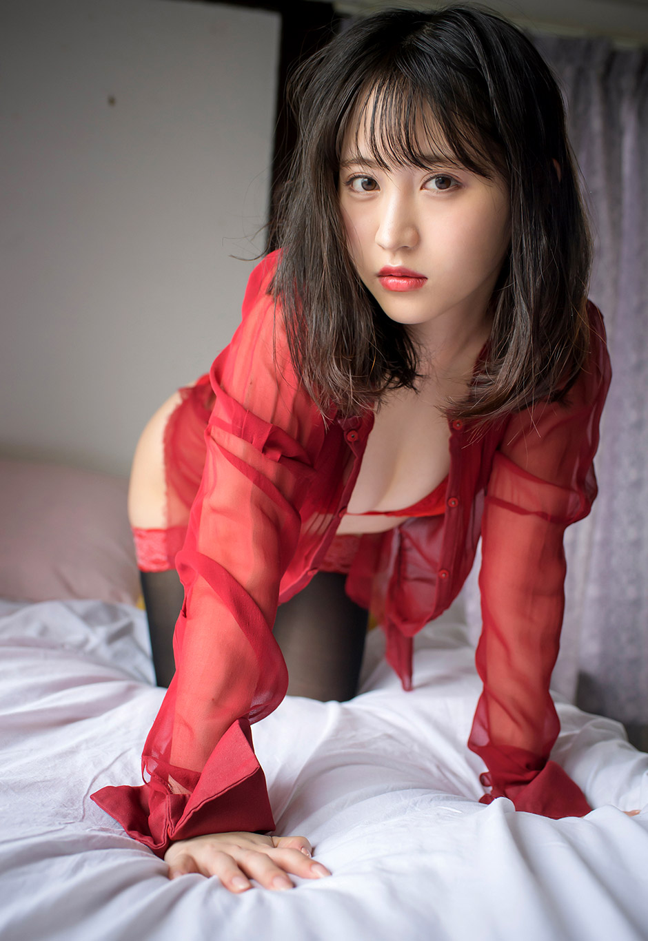 小野六花第52張寫真