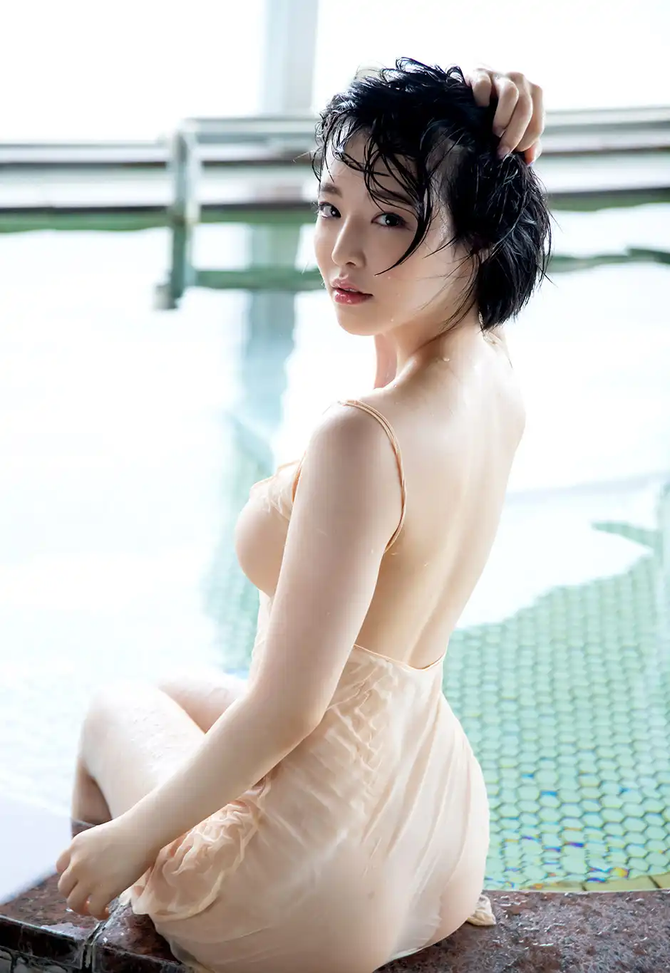 三宮椿第253張寫真