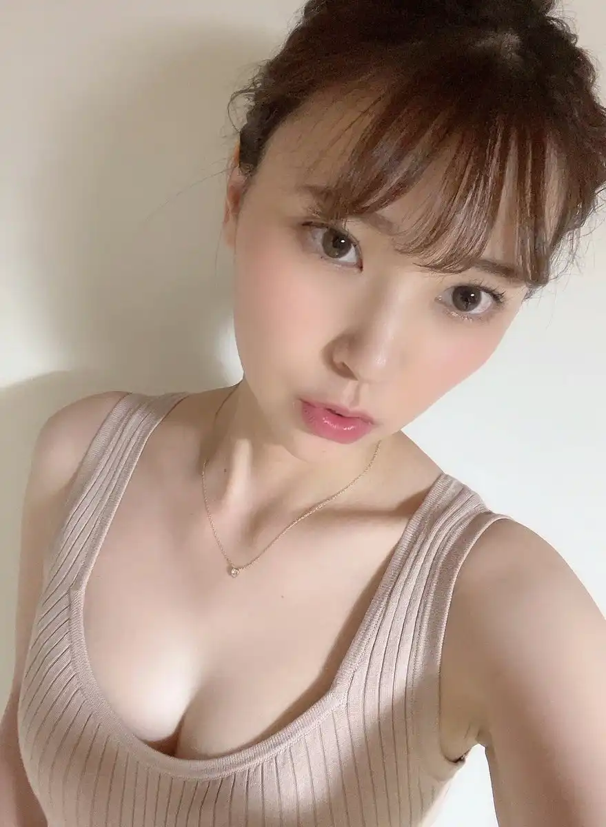 竹内夏希第32張寫真