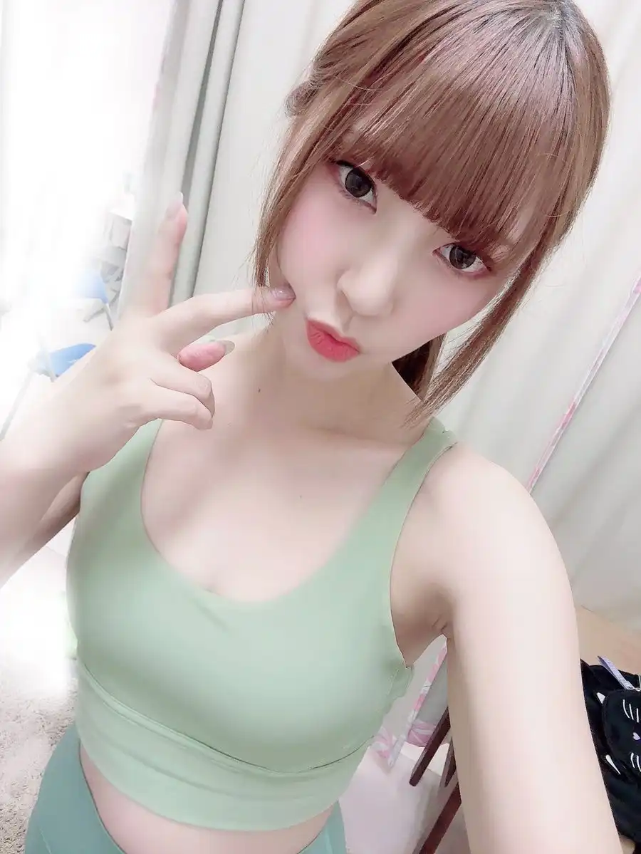 竹内夏希第2張寫真