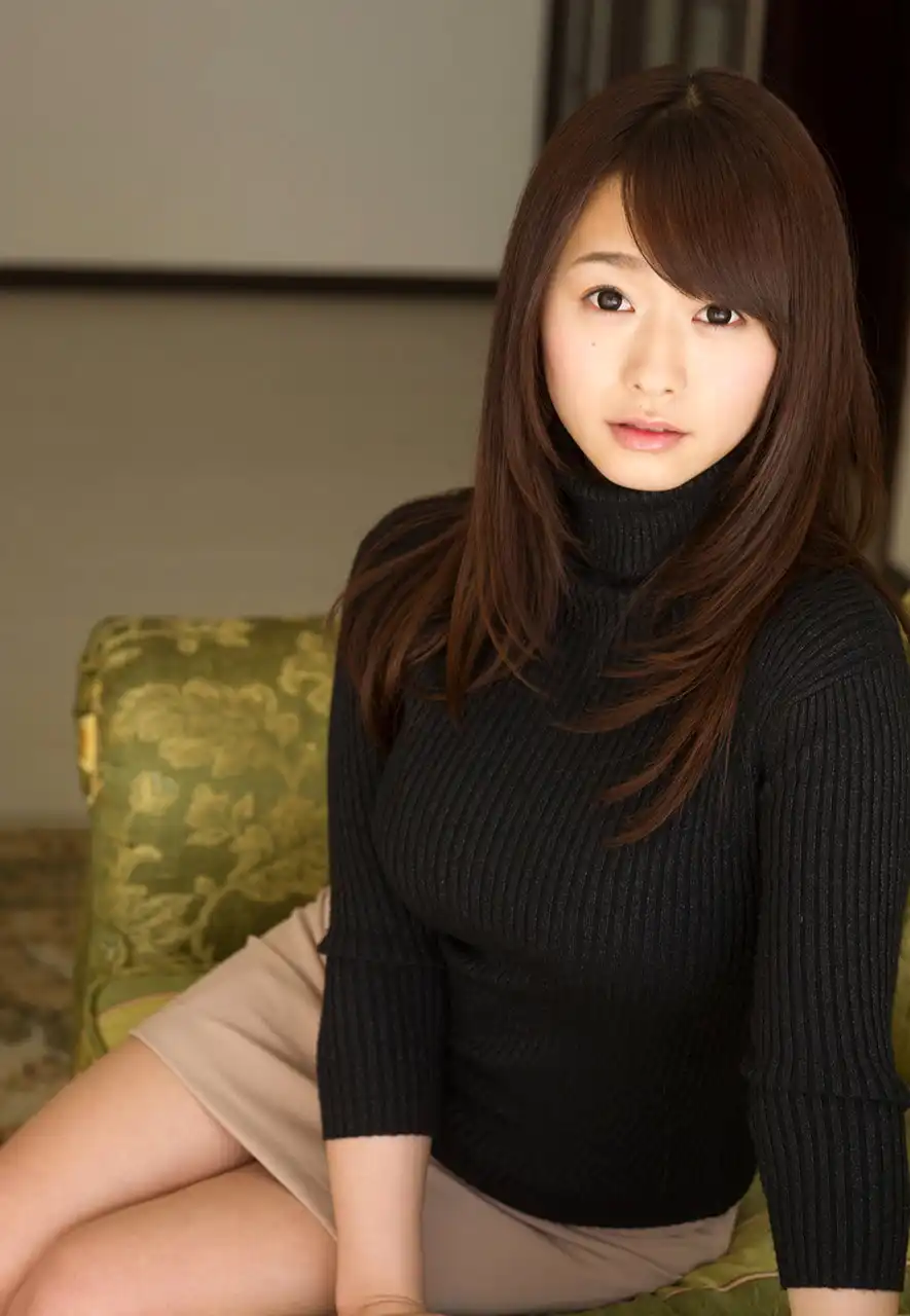 白石茉莉奈第386張寫真
