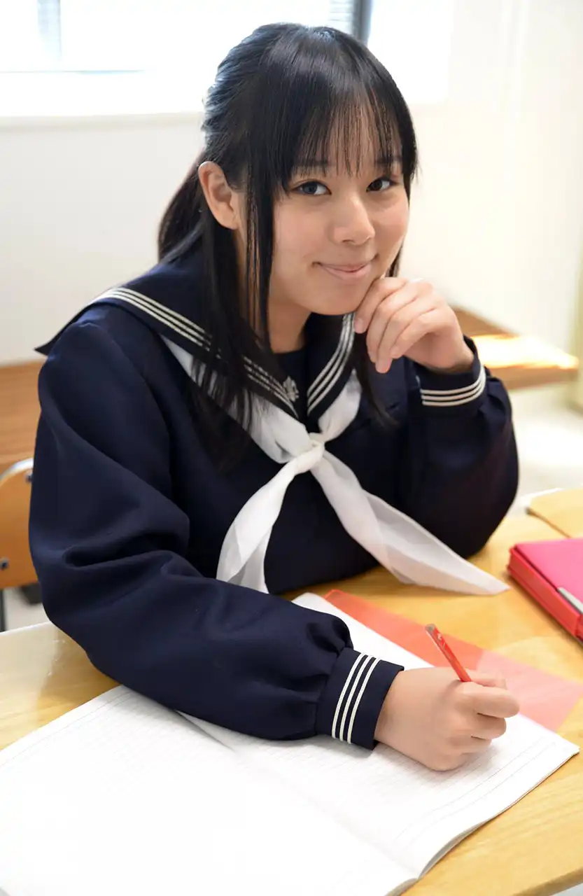 塚田詩織第55張寫真