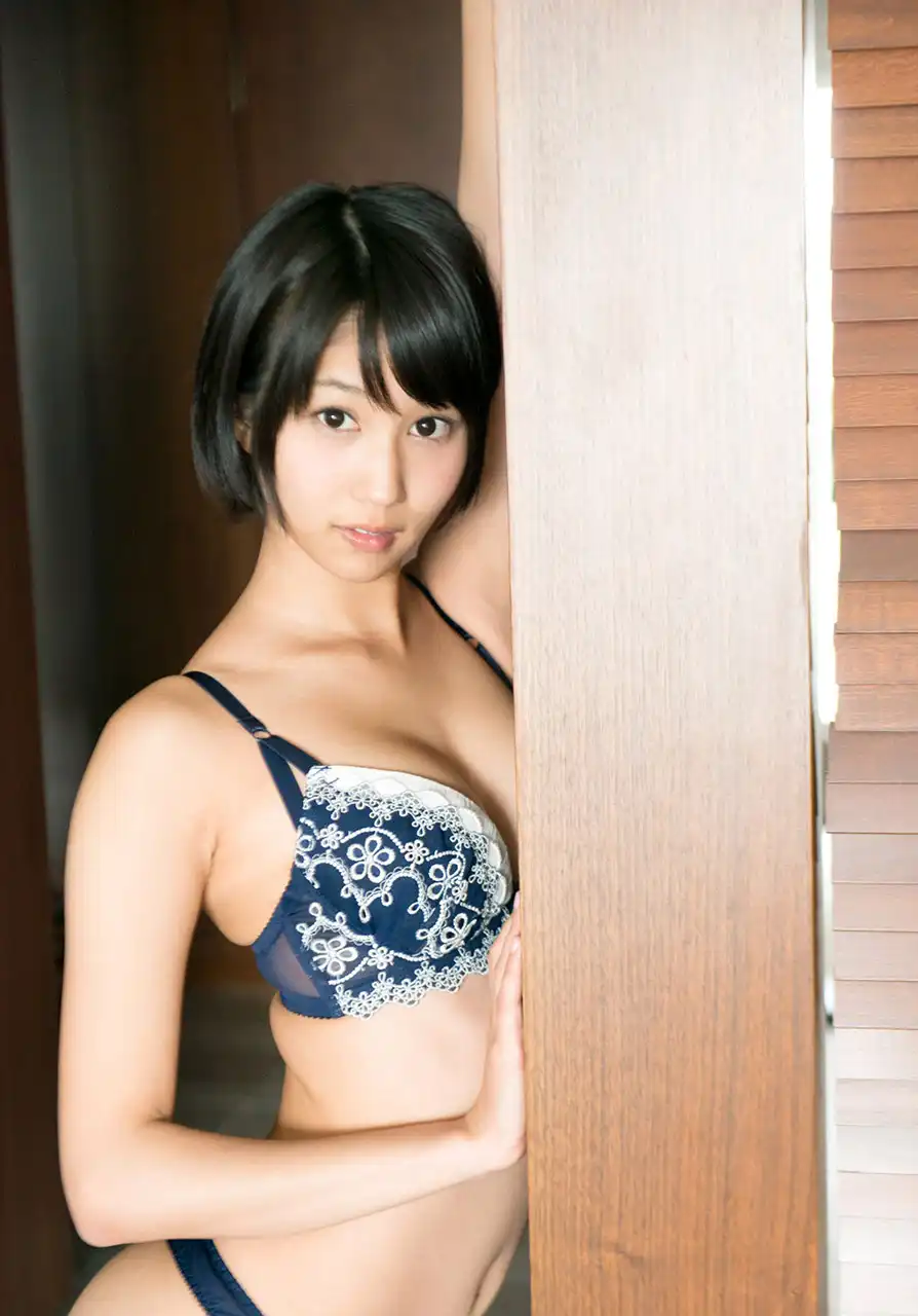 凑莉久第85張寫真