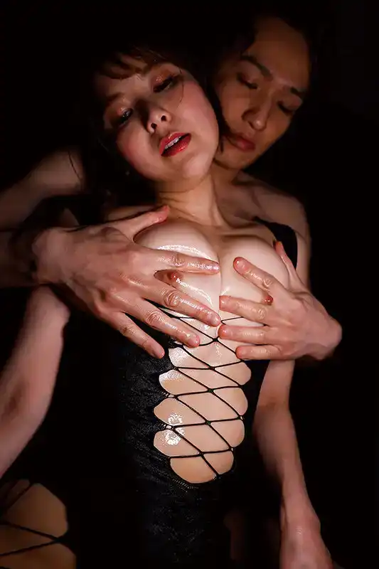NACR-741 小月喜欢乳交、腳間性交、玩具折磨等各種玩法，小月扭動美麗的身體，覺醒油玩！ 的劇照20
