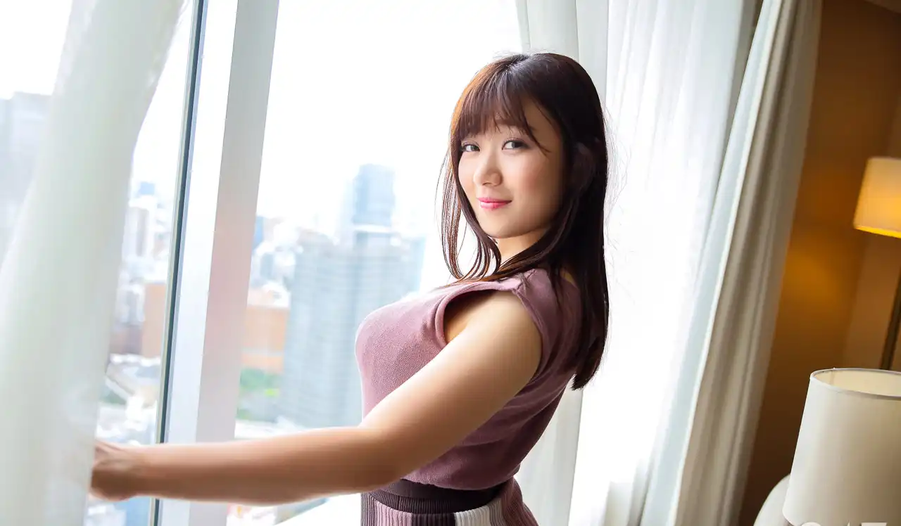 小梅惠奈第46張寫真