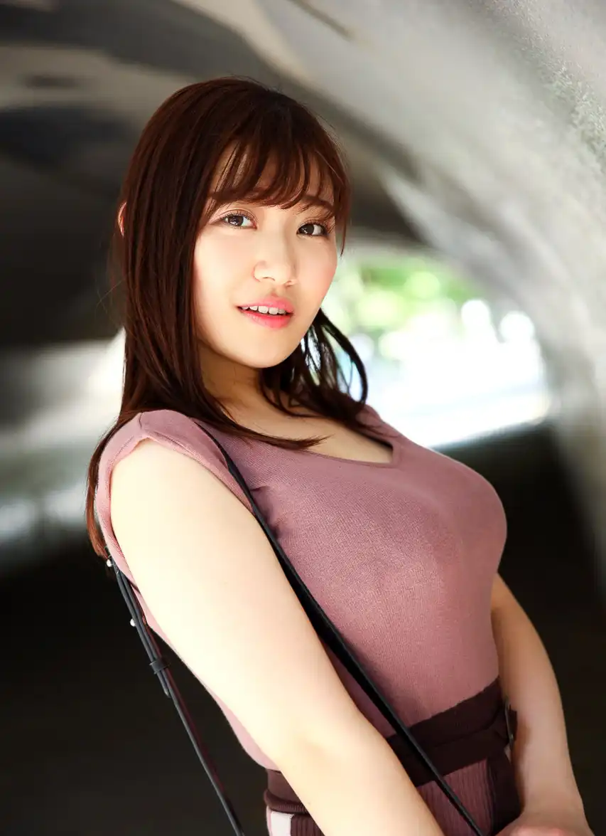 小梅惠奈第90張寫真