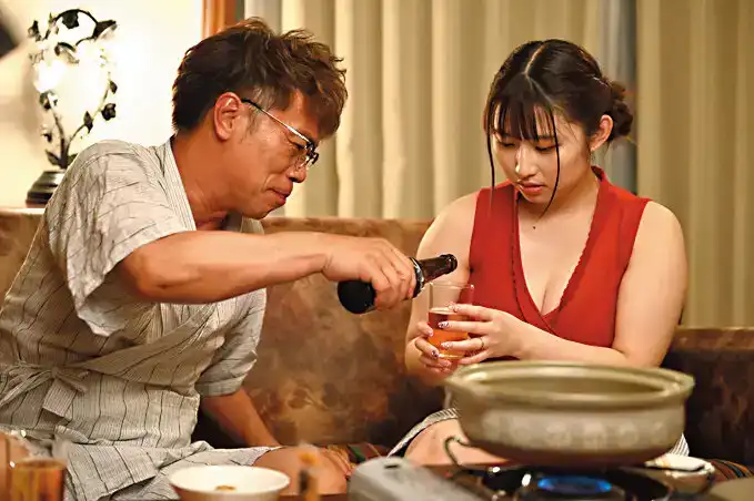 HZGD-266 在容易懷孕的危險期，我被公公強奸內射……的劇照19