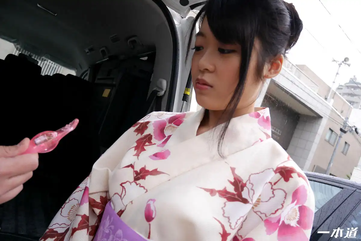 美月瑠奈第185張寫真
