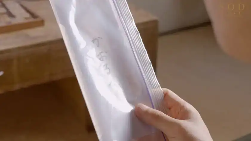 STARS-990 我和我心愛的人很快就要結婚了。在婚禮前的有限時間內，我釋放了無法控制的嫉妒和性欲。小倉由菜
的劇照15