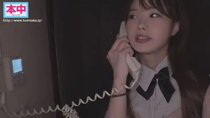 MIH-004   自己是AV女優，卻不從事性工作，這不是很丟臉嗎？ ？收費！傳聞性用品店的嚴重滲透報告！如果你能忍受酒吧裏令人驚嘆的技術真實採訪，我們將在祕密行動中中出你。鬆本一香
的劇照3