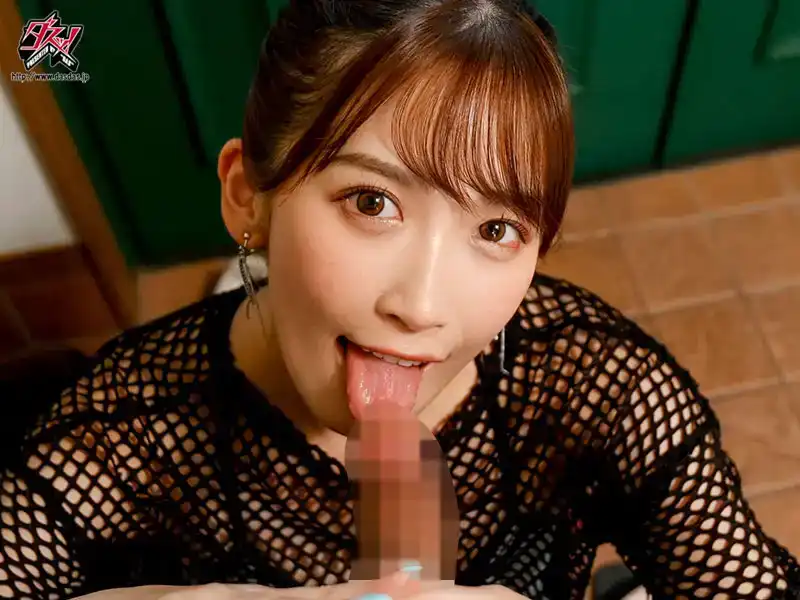 DASS-343 一款神器約炮應用，按洗腦LIKE鍵，就能讓大胸母狗臣服的劇照4