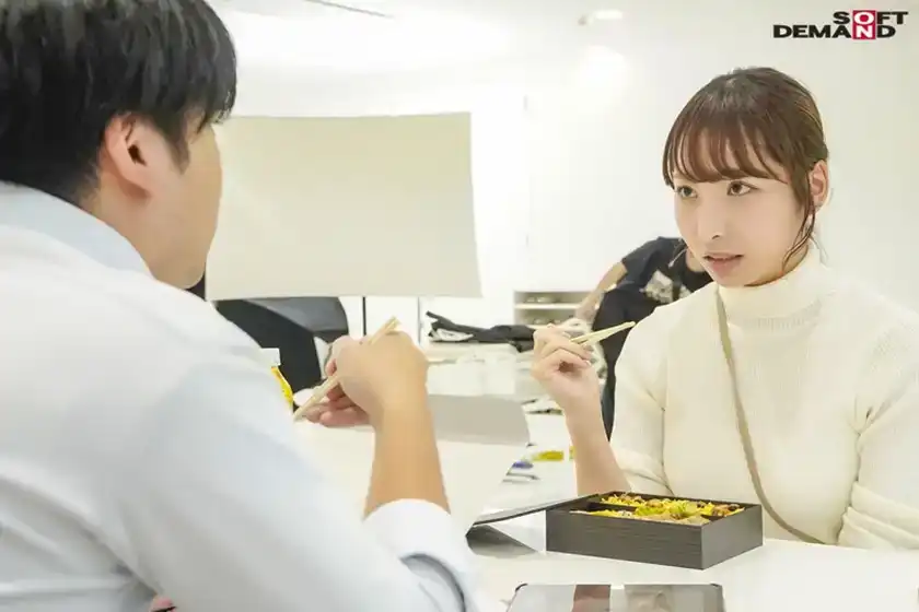 SDJS-242V 史上最騷的女員工美臀性愛！本多そら的劇照11