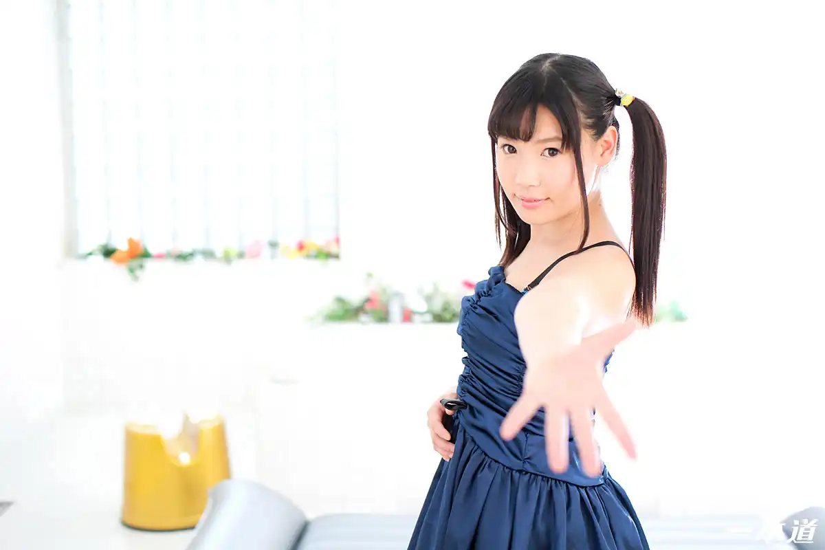 小高里保第398張寫真