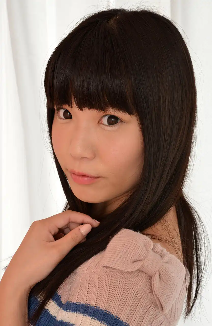 小高里保第36張寫真