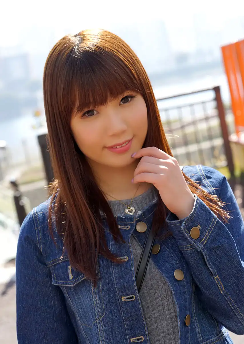 小高里保第213張寫真
