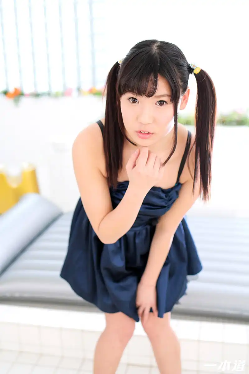 小高里保第399張寫真