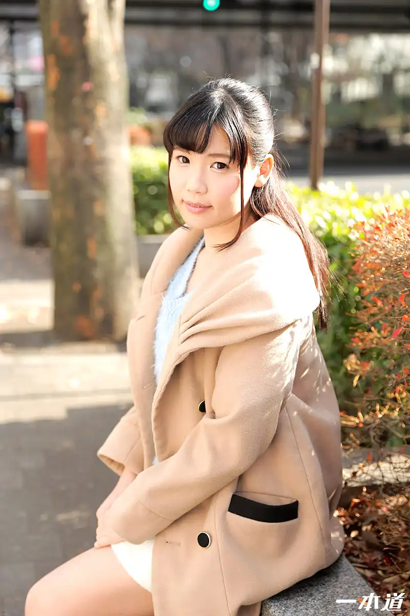 小高里保第306張寫真