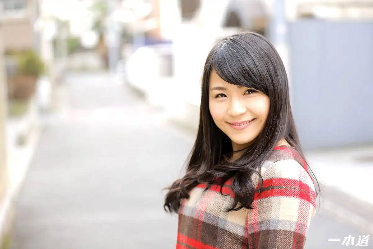 春山彩香第48張寫真