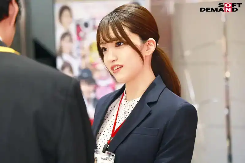 SDJS-260 恭喜，AV登場！大原真由香23歳，SOD營業部入社2年。年輕王牌脫掉衣服，就有大F罩杯的劇照3