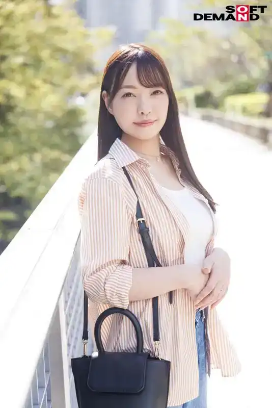 SDNM-468 開朗人妻是媽媽朋友團的心情制造者 宮多裏奈 29 歲的劇照2