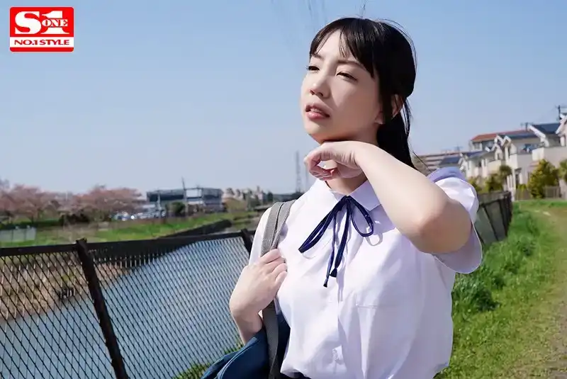 SSNI-251 穿着夏裝的女孩被汗水浸透，穿着透明內衣和貼在裸露皮膚上的制服與她發生性關系 ~ 鈴木心春的劇照10