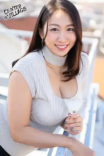 YOCH-011 想要男人..第三彈！美臀熟女的精飲做愛....佐久間楓42歳的劇照12