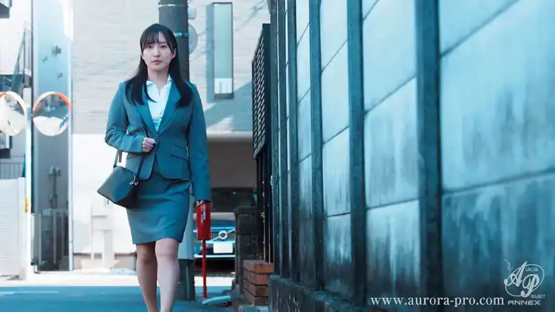APNS-341 可恥的家訪   月野香澄的劇照9