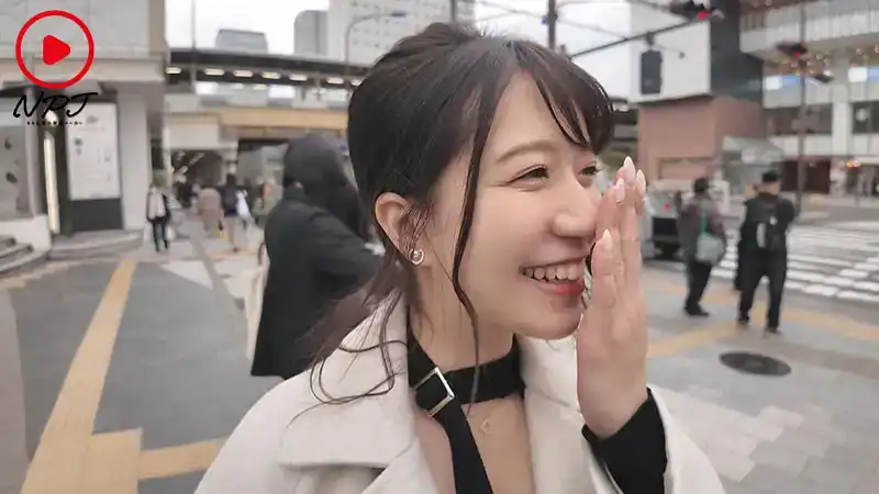 NPJS-033 與美豔美女的中出喝酒援交約會……平時得不到的高級女人，如果你有錢的話，隨時都可以操！ ~ 柳可憐的劇照10