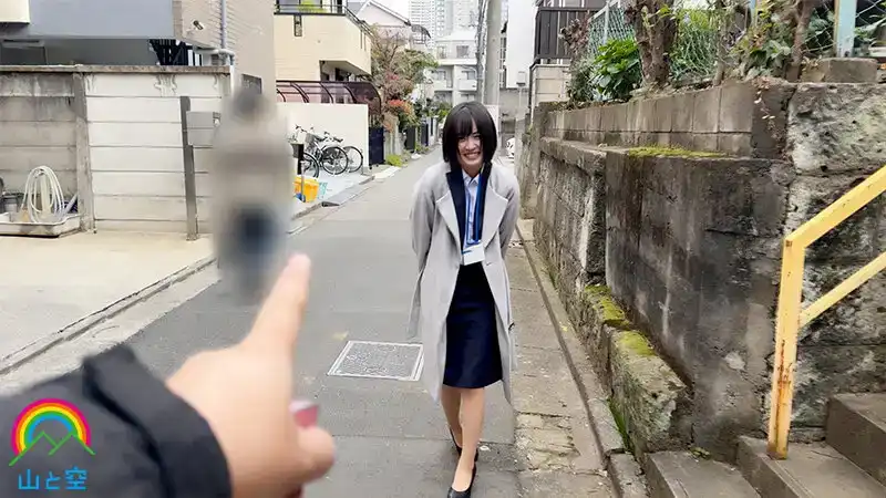 SORA-534 從鄉下剛到東京直率認真銷售額第一的的房產女中介的真面 乃々瀬あい (21歲)的劇照18