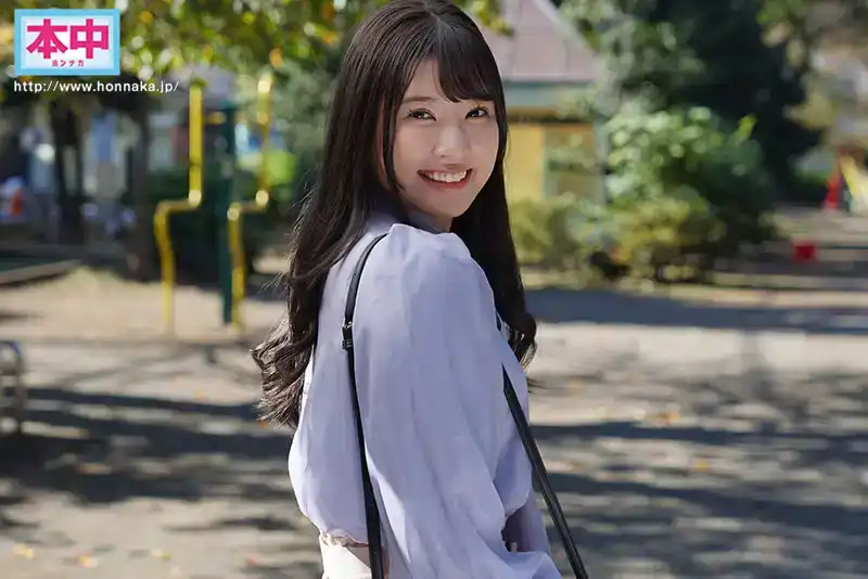 HMN-555 電撃移籍×解禁- 聰明女大學生的第一次中出性愛 ~ 宮城理惠的劇照10
