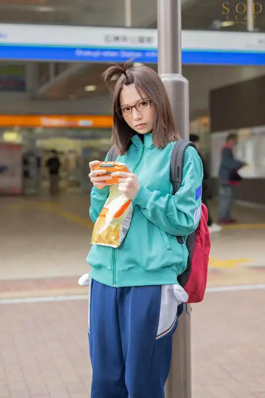 START-124 清純喪女被壞男人撿到！他的朋友們開始輪流操我 ~ 天宮花南的劇照17