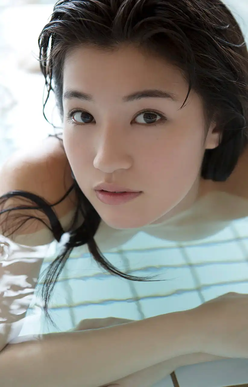 高桥圣子第846張寫真