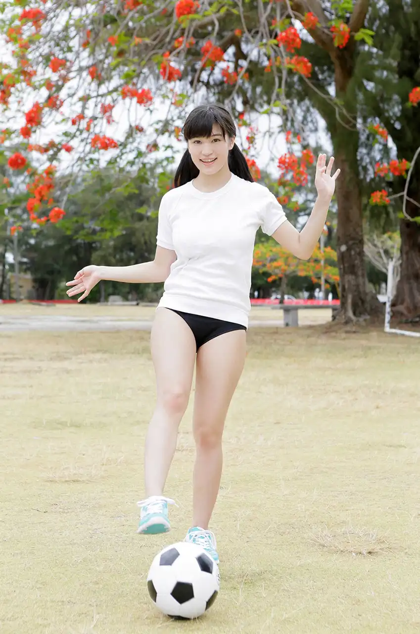 高桥圣子第926張寫真