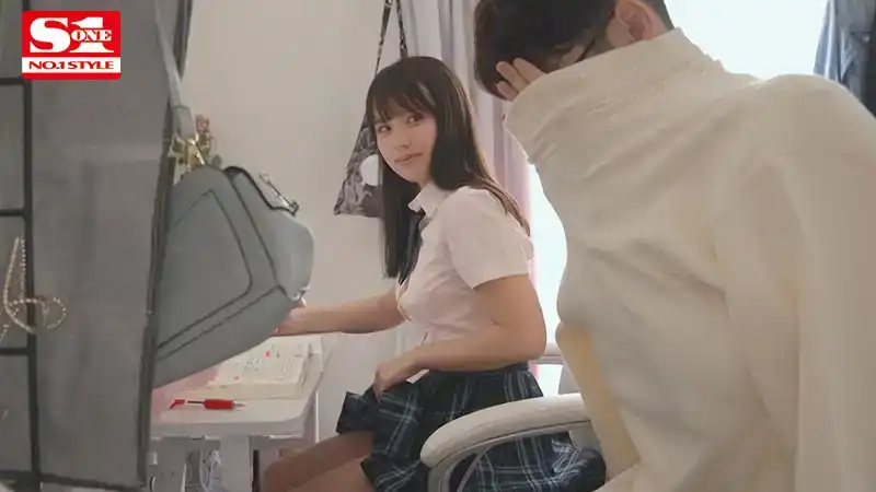 SONE-371 用淫蕩的笑容，露出內褲來誘惑家庭老師的小惡魔美少女 ~ 渚あいり的劇照9