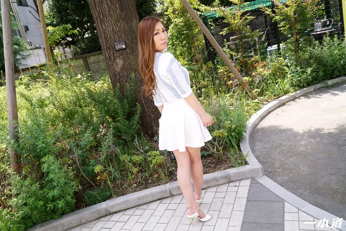 鈴村彩花第52張寫真