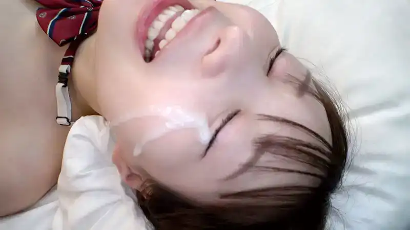 NAPS-001 即興搭訕 01 搭訕一位個性自由奔放、挑逗的21歲女大學生！無意識的在誘惑男人們！ ~ 天馬唯的劇照1