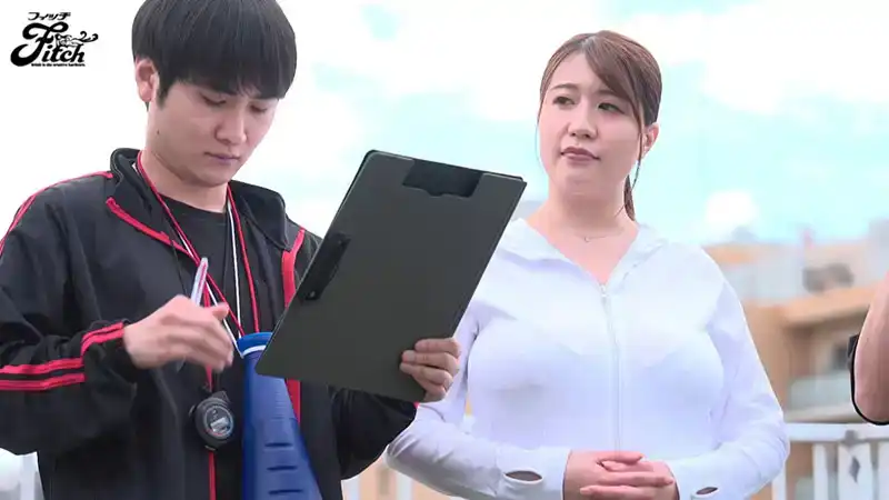JUNY-136 爲了保護膽小的自己…陸上部巨乳人妻女教練被下媚藥後的i超激激輪奸受精 ~ 柳可憐的劇照19