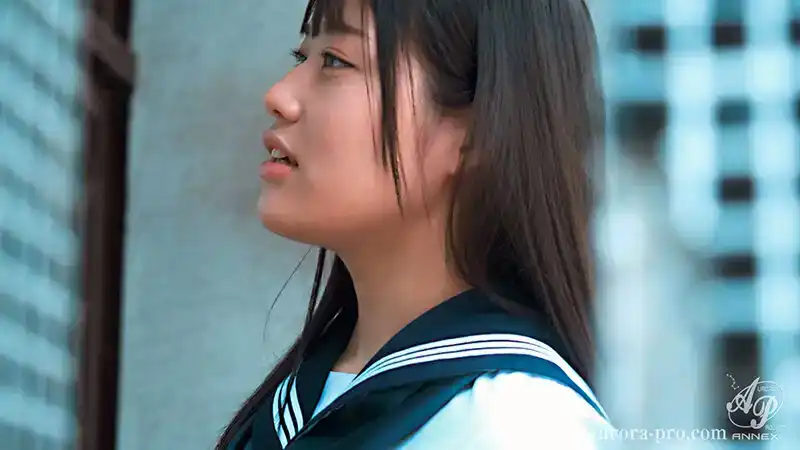 APNS-359 被關在同學家裏被他和他的家人輪奸不斷授精……是的，沒有結束，每天都要被操…… 悲慘女生的囚禁奸淫…… ~ 天沢りん的劇照15