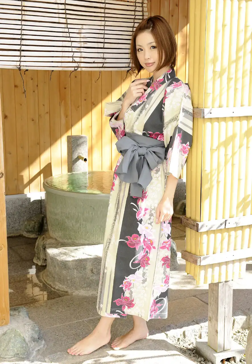 松岡仁美第783張寫真