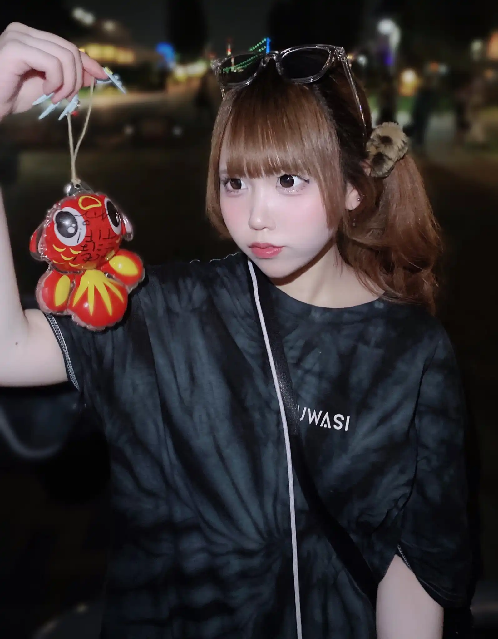 鈴芽由羅第12張寫真