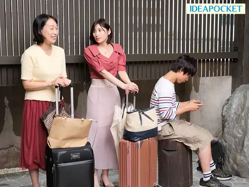 IPZZ-542 抱歉讓你的陰莖變硬了。繼子在女浴室裏勃起了！ ？困惑的繼母偷偷對我自慰，但她也感到性壓抑，所以她把我當作性玩具 ~ 仲村美羽的劇照12