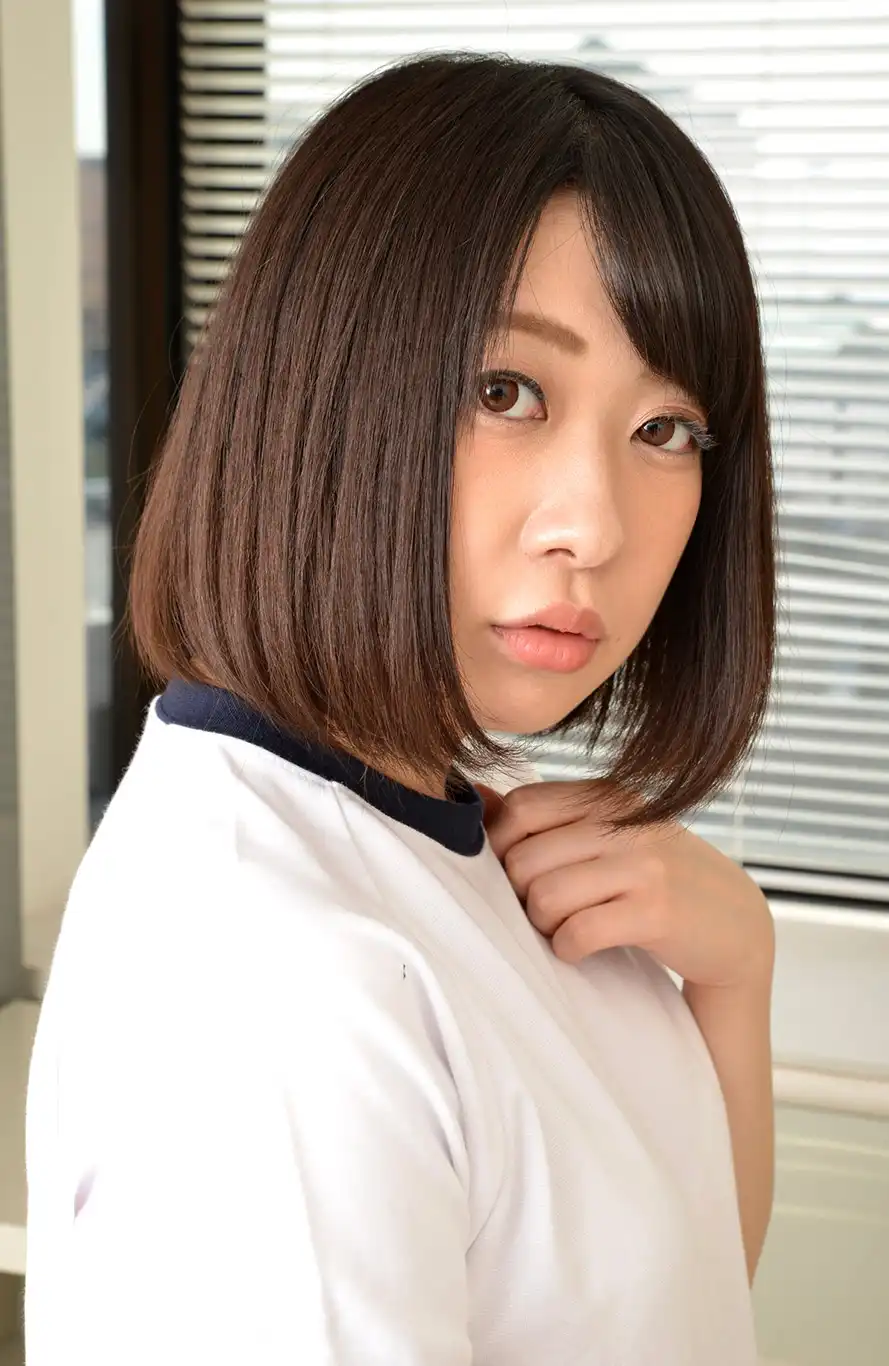  山本蓮加第77張寫真