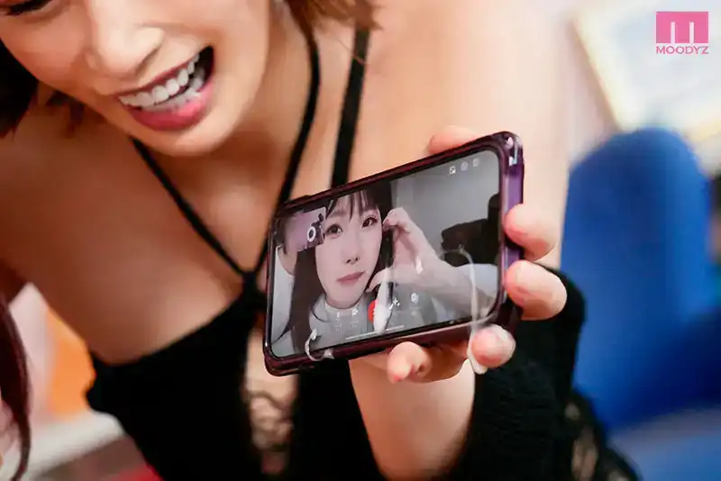 MIAB-448 一見面就和蜂擁而至的騷貨們來一場後宮逆3p中出性愛！ ~ 彌生美月 美園和花的劇照5