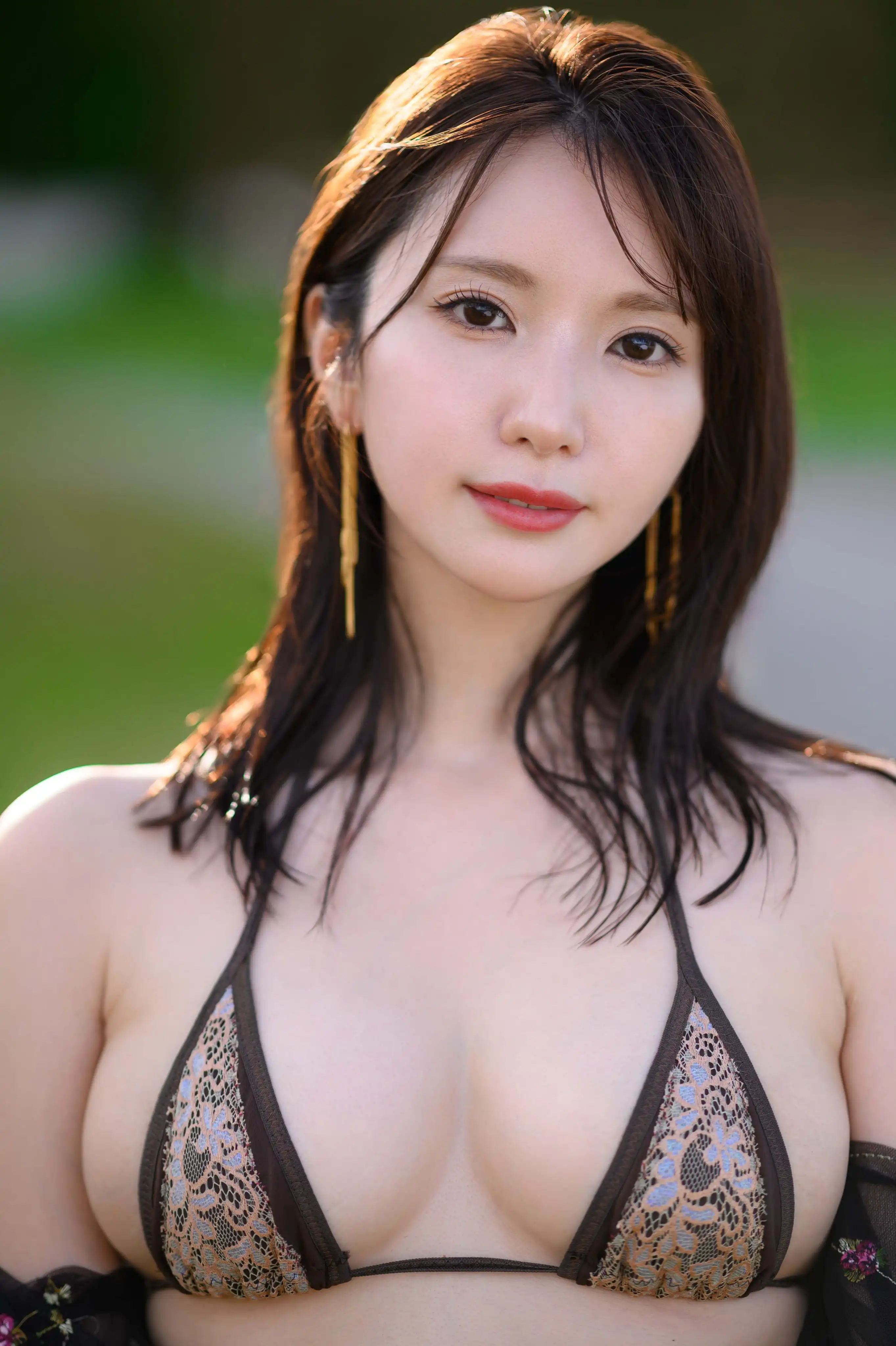 新妻優香第3張寫真
