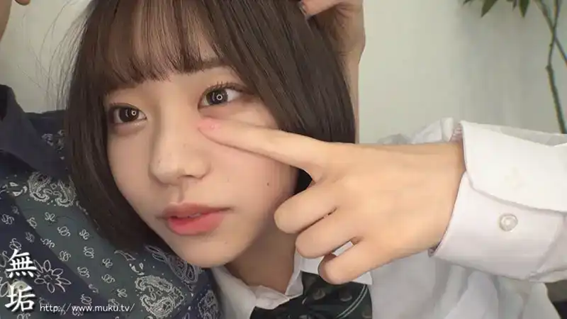 MUCD-325 超可愛制服美少女和我瘋狂幹到爽翻天的情侶愛愛SEX 精液榨幹爲止的濃厚種付 ~ 赤名伊都 北岡果林的劇照16