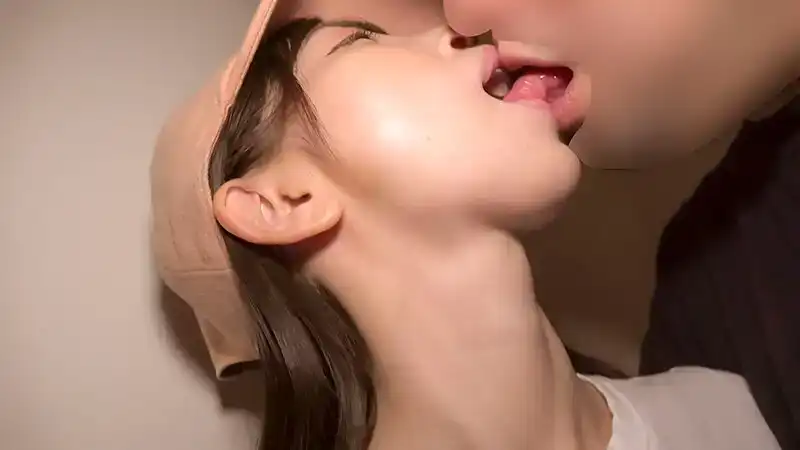 PKPD-358 半中半外女友 ~ 冬愛ことね的劇照14