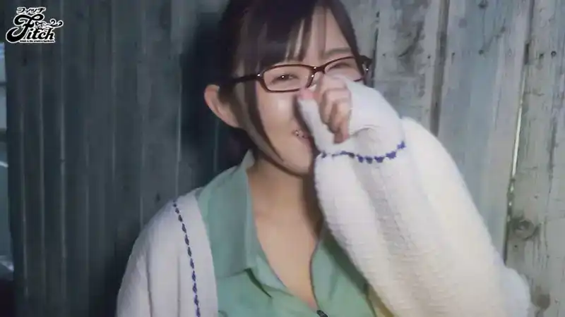MEAD-012 性格超好的運動用品店爆乳店員 抖抖甜笑J罩杯高潮AV出道(原菊池真矢) ~ 桃木結愛的劇照17