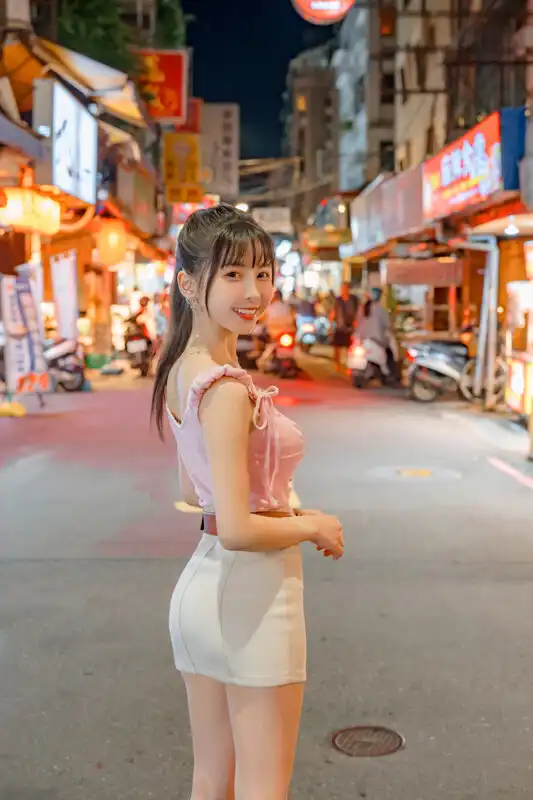 胎尼第8張寫真